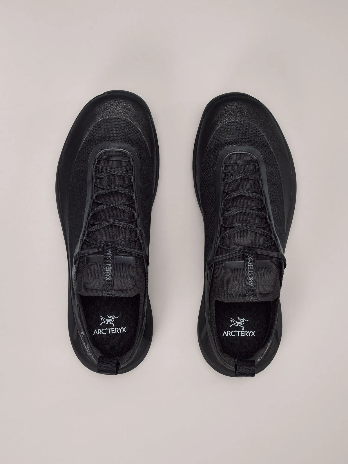 Black / Black