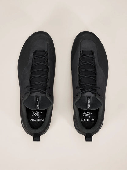 Black / Black