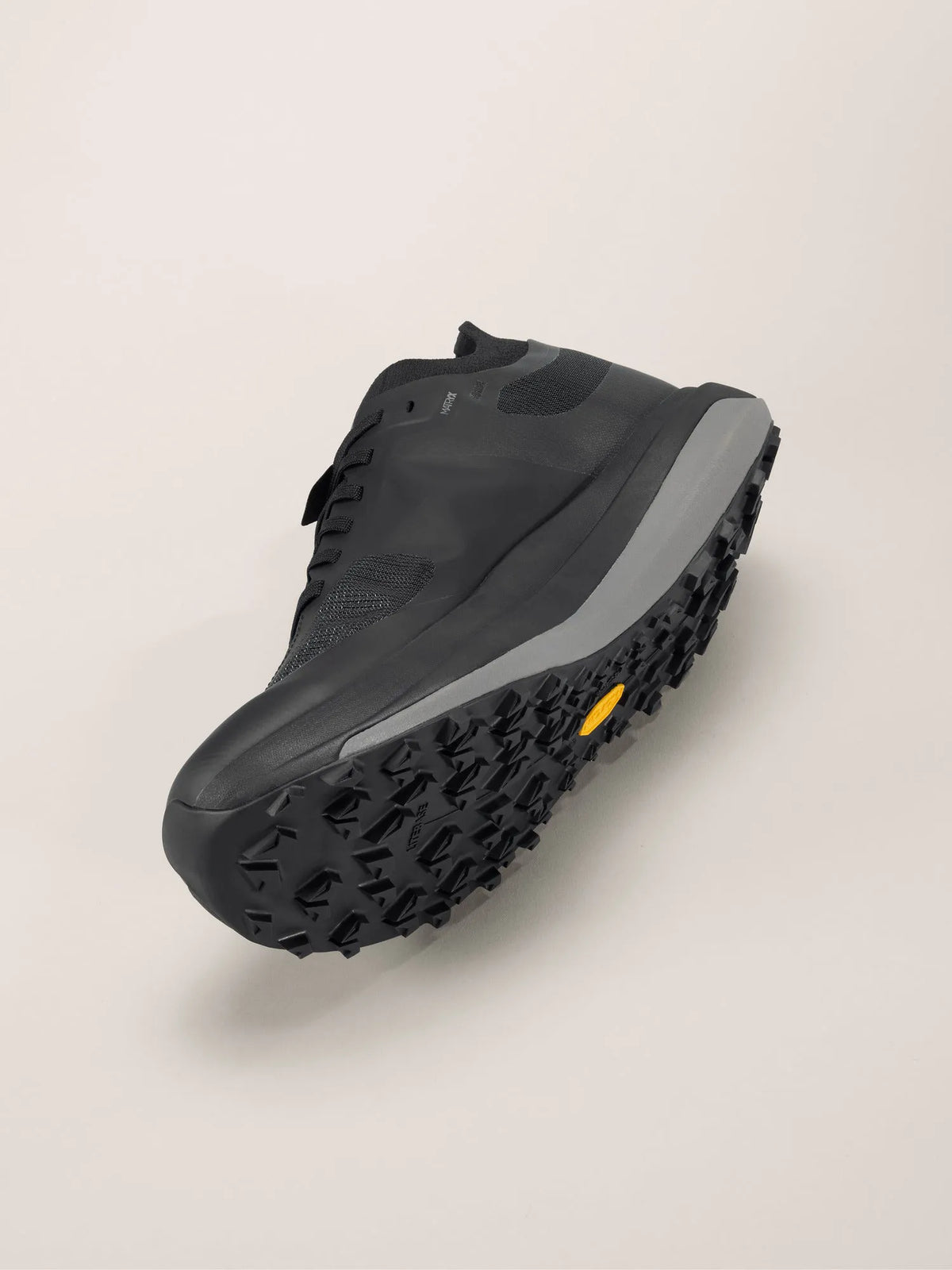 Black / Black