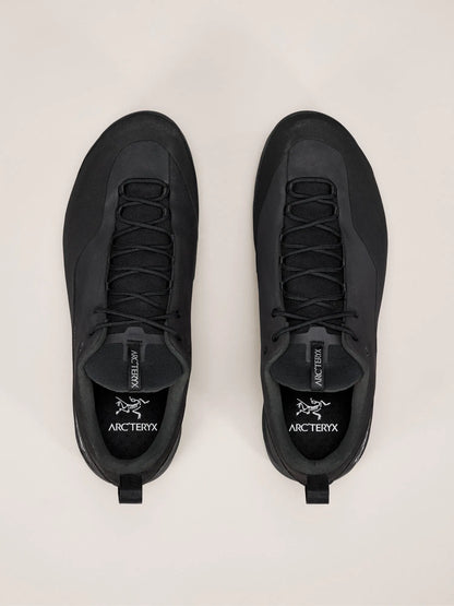 Black / Black